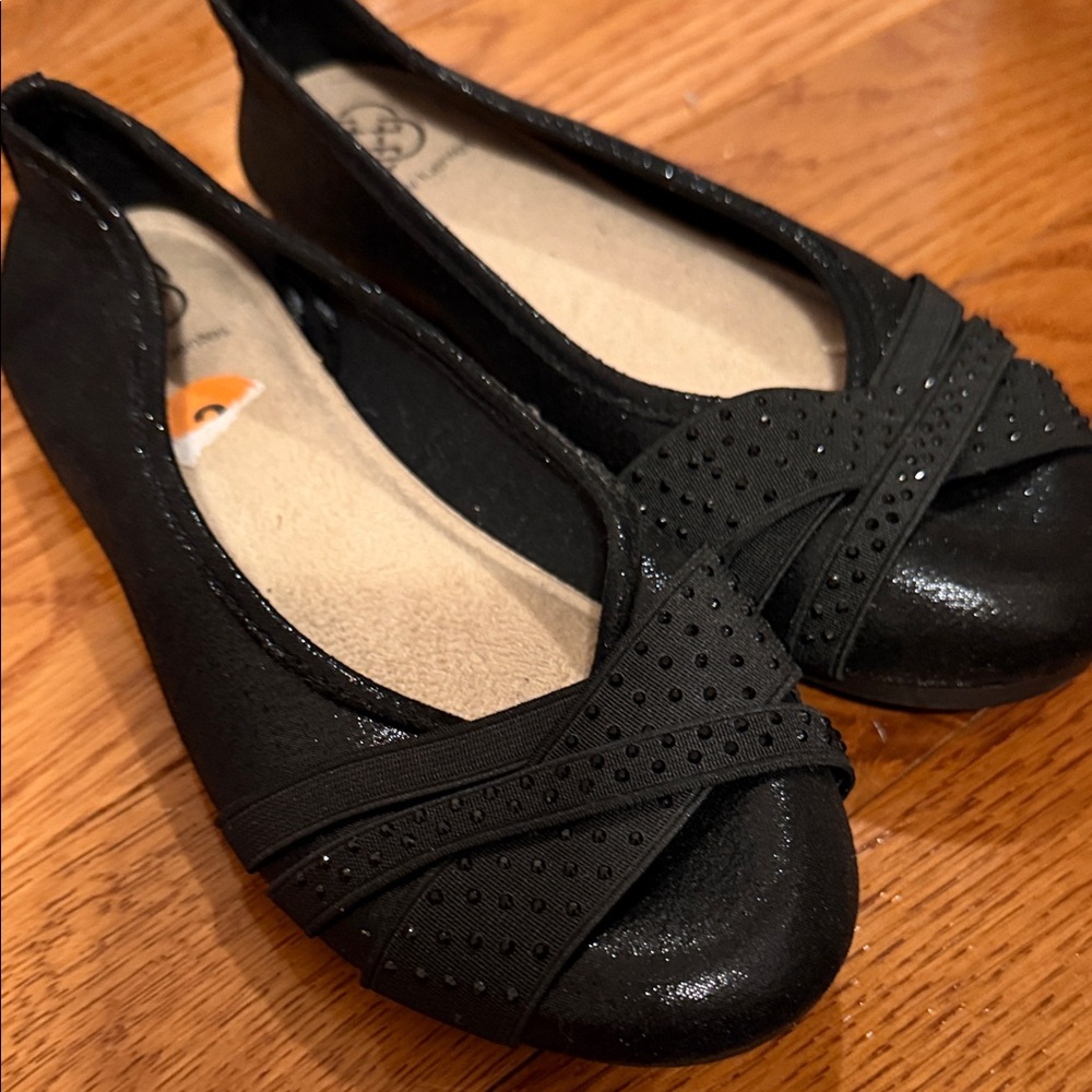 Daisy Fuentes Girls Black Sparkle Dress Shoes Ballet Flats Size 3 NWOT